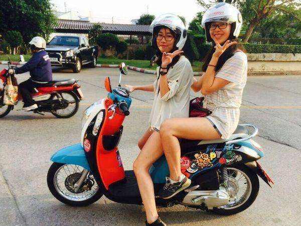 扒姐爆料摩托鲜肉视频大全,摩托鲜肉视频大全精彩瞬间